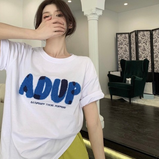 韩版别致字母宽松T恤